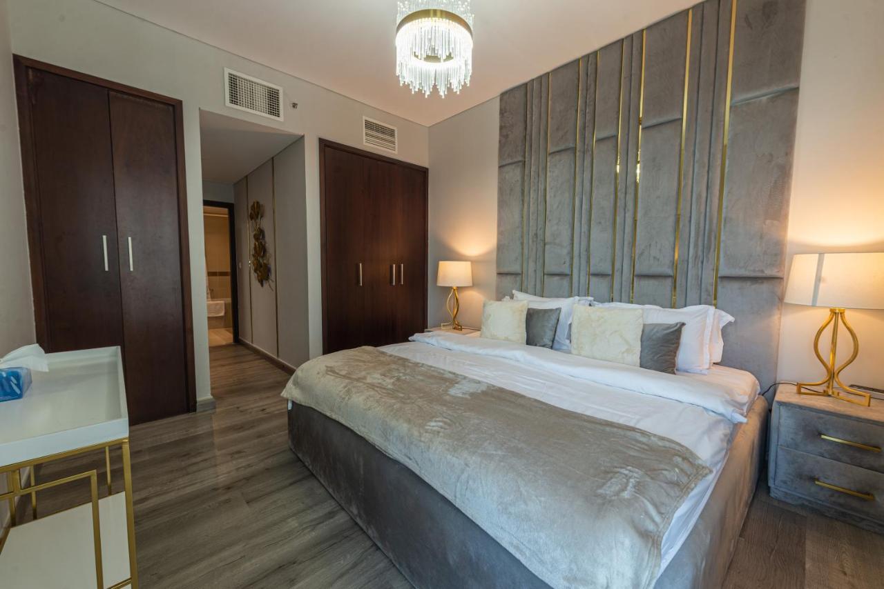 First Class 2Br With Full Burj Khalifa And Fountain View Dubai Exterior photo